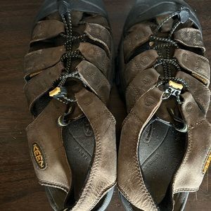 Keen Newport sandals men’s 11.5